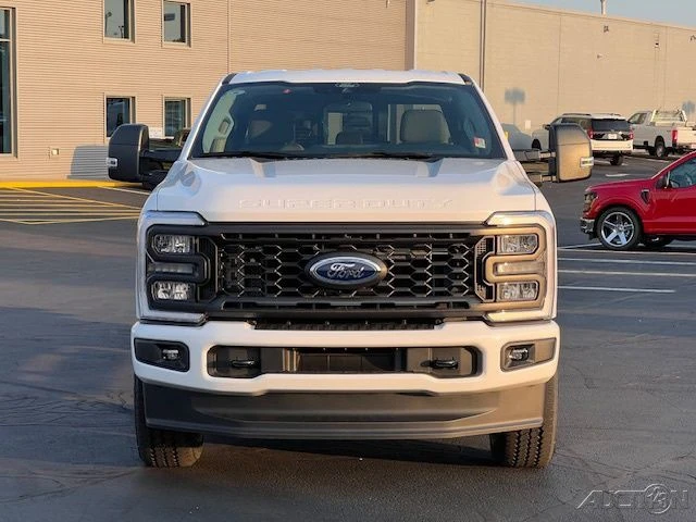 2026 Ford Super Duty 5th Gen - Image 10 of 12