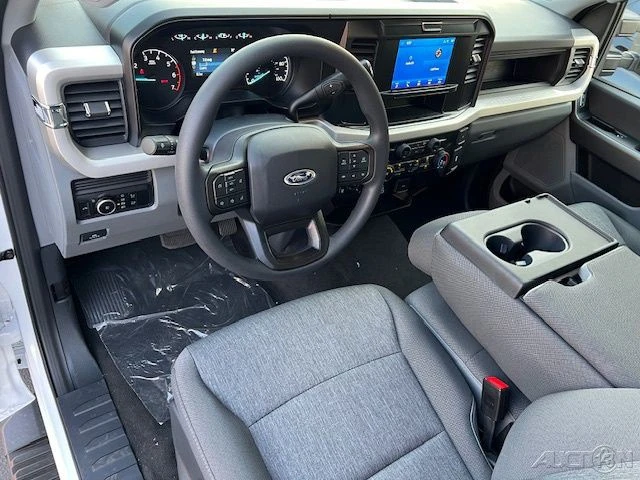 2026 Ford Super Duty 5th Gen - Image 13 of 21