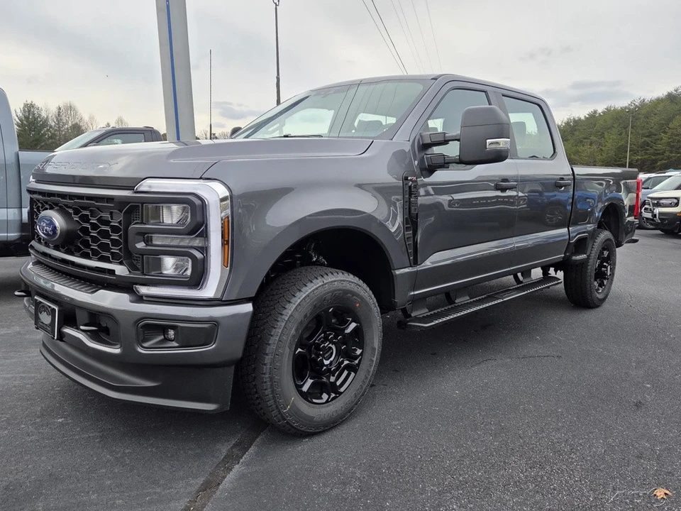 2026 Ford Super Duty 5th Gen - Image 18 of 21