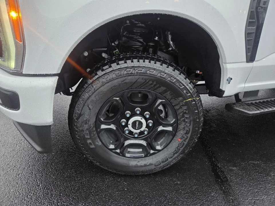 2026 Ford Super Duty 5th Gen - Image 11 of 21