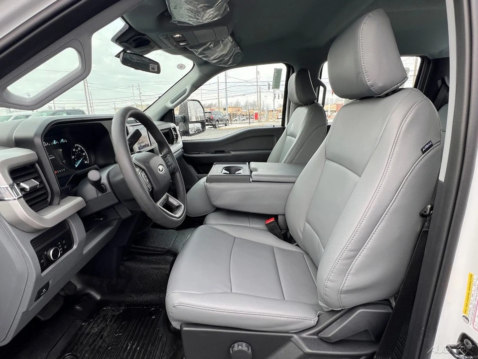 2026 Ford Super Duty 5th Gen - Image 15 of 21