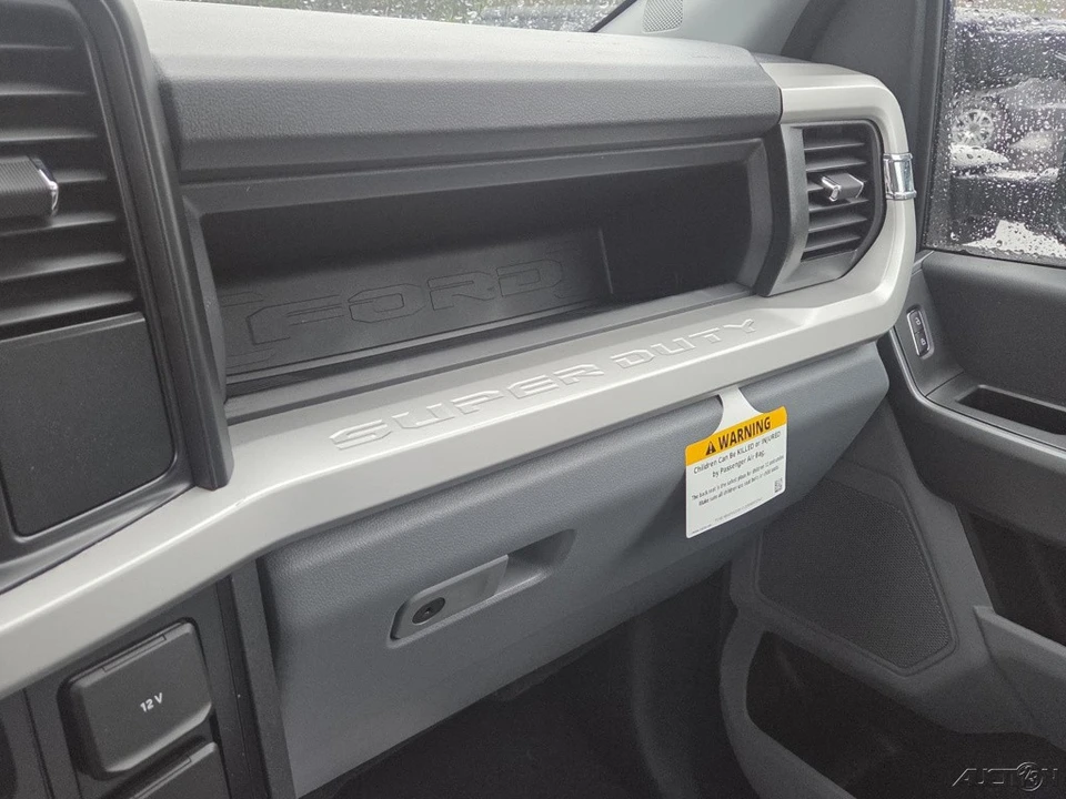 2026 Ford Super Duty 5th Gen - Image 17 of 21