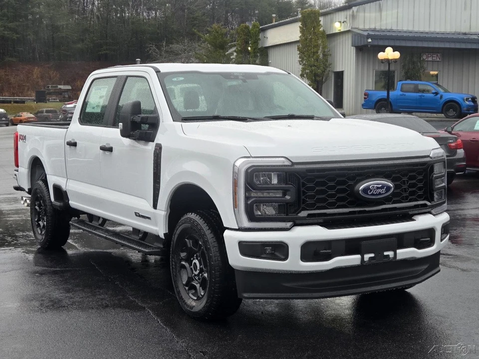 2026 Ford Super Duty 5th Gen - Image 13 of 21
