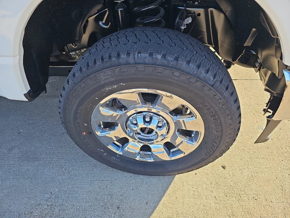 2026 Ford Super Duty 5th Gen - Image 4 of 21
