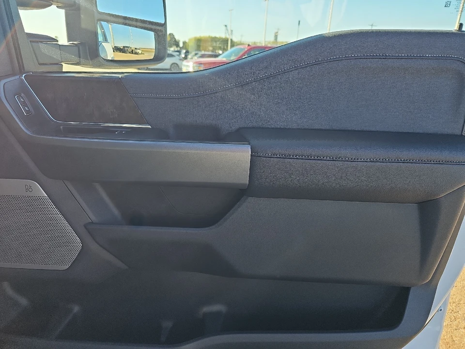 2026 Ford Super Duty 5th Gen - Image 9 of 21