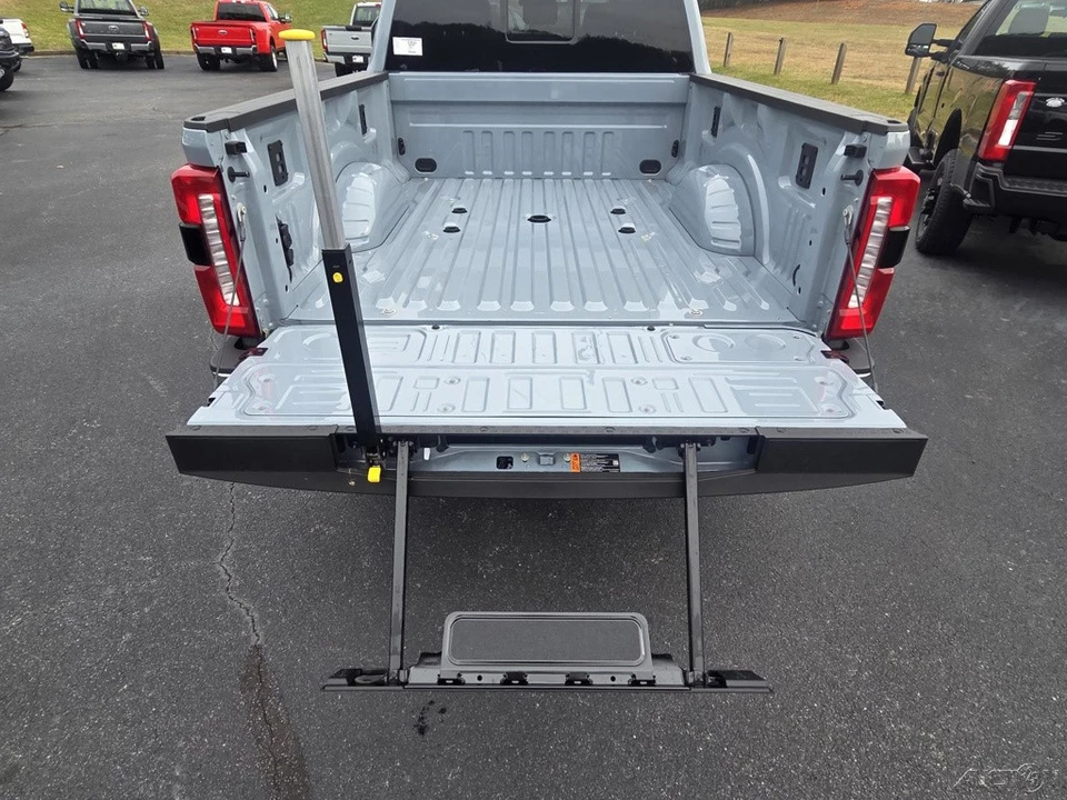 2026 Ford Super Duty 5th Gen - Image 10 of 21