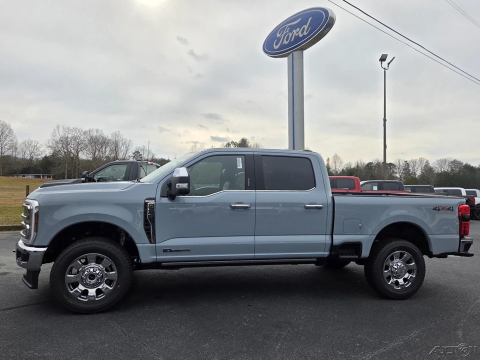 2026 Ford Super Duty 5th Gen - Image 2 of 21