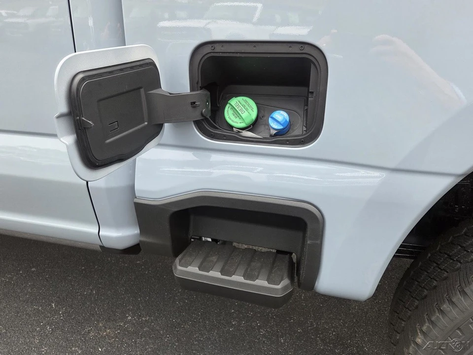2026 Ford Super Duty 5th Gen - Image 7 of 21