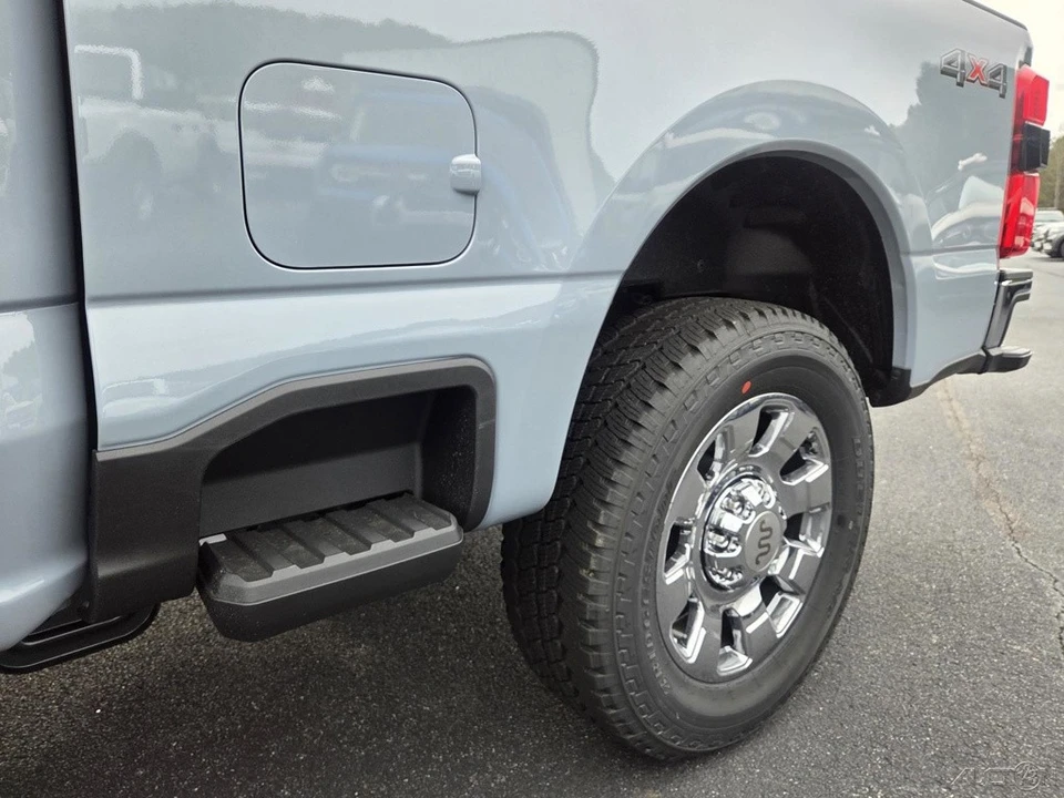 2026 Ford Super Duty 5th Gen - Image 14 of 21
