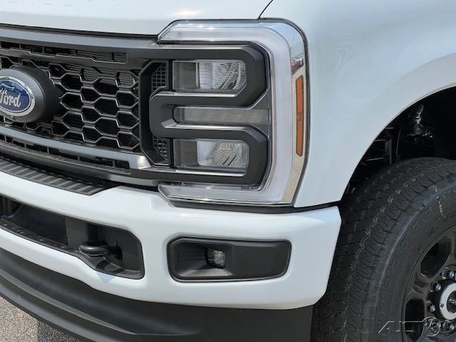 2026 Ford Super Duty 5th Gen - Image 11 of 12