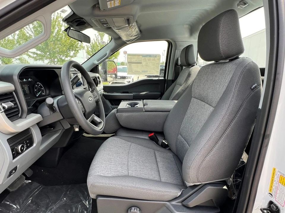 2026 Ford Super Duty 5th Gen - Image 14 of 21
