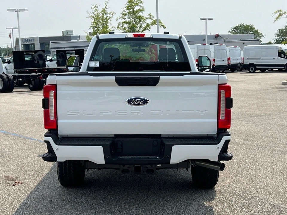 2026 Ford Super Duty 5th Gen - Image 5 of 12