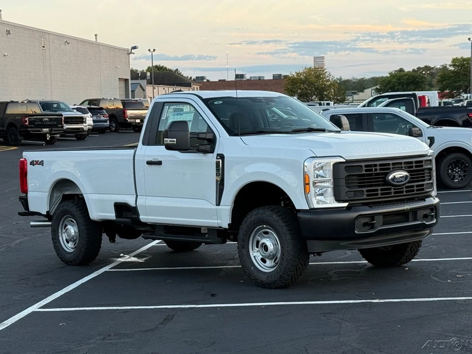 2026 Ford Super Duty 5th Gen - Image 9 of 12