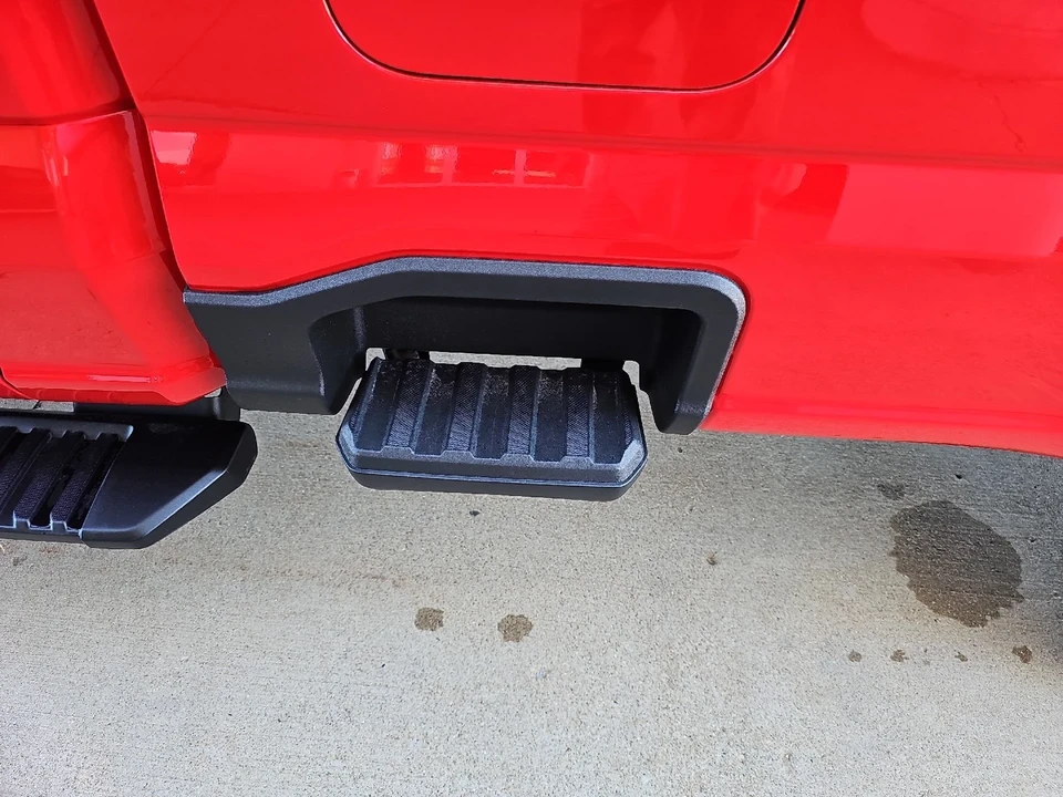 2026 Ford Super Duty 5th Gen - Image 18 of 21