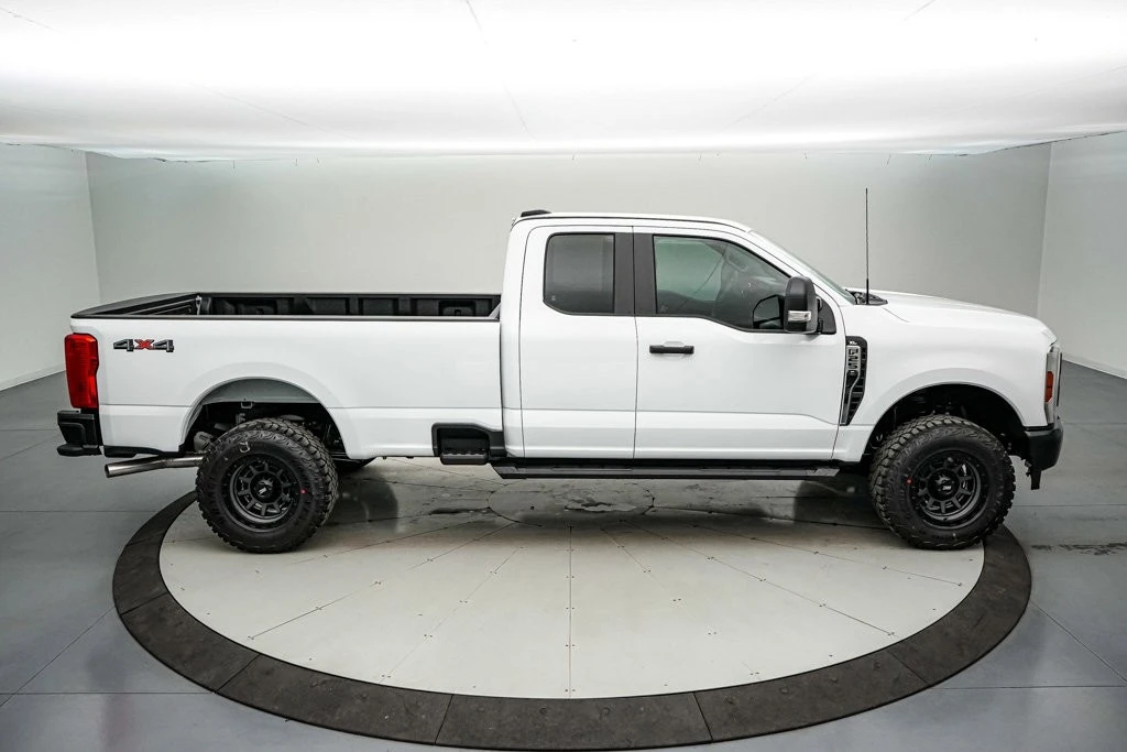 2026 Ford Super Duty 5th Gen - Image 4 of 21
