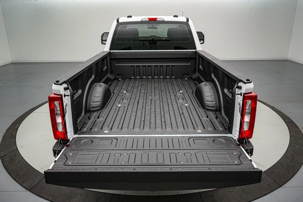 2026 Ford Super Duty 5th Gen - Image 7 of 21