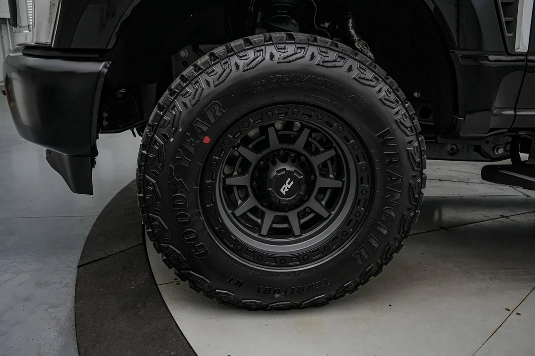 2026 Ford Super Duty 5th Gen - Image 12 of 21