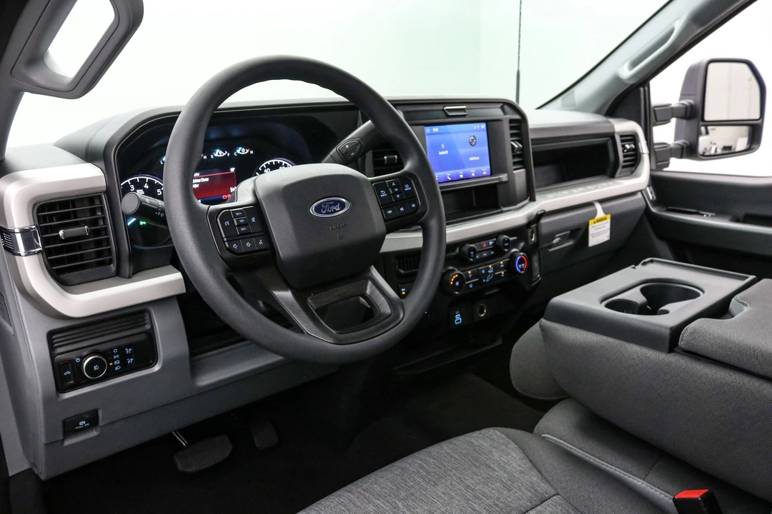 2026 Ford Super Duty 5th Gen - Image 14 of 21