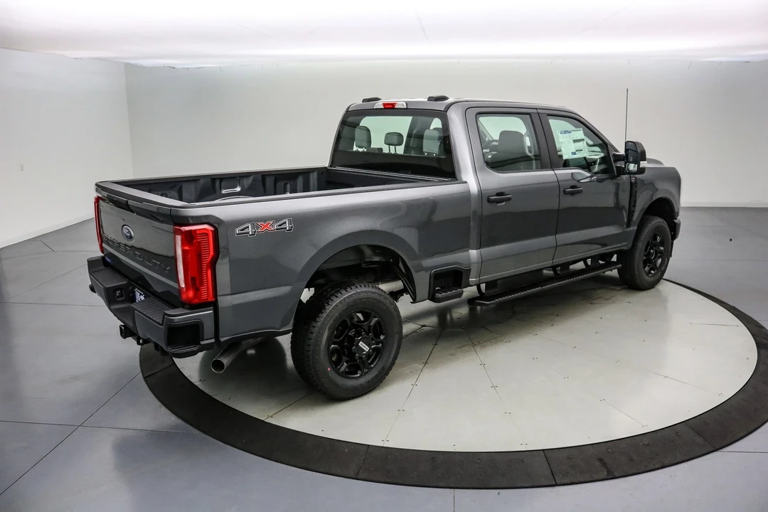 2026 Ford Super Duty 5th Gen - Image 5 of 21