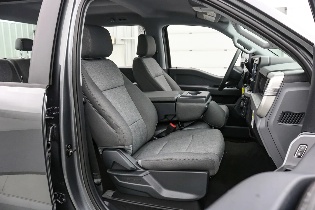 2026 Ford Super Duty 5th Gen - Image 20 of 21