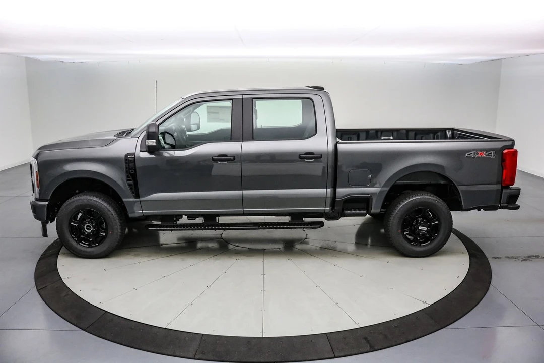 2026 Ford Super Duty 5th Gen - Image 9 of 21