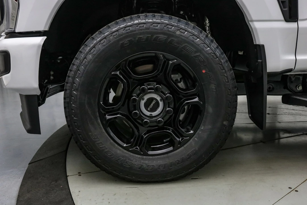 2026 Ford Super Duty 4th Gen - Image 12 of 21