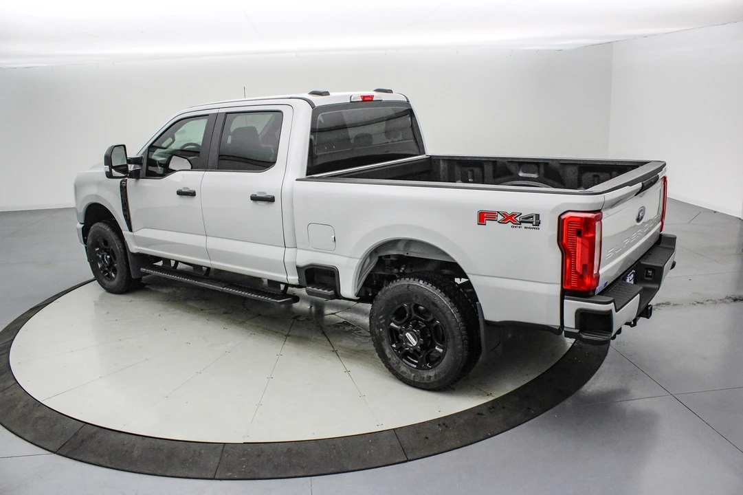 2026 Ford Super Duty 5th Gen - Image 8 of 21
