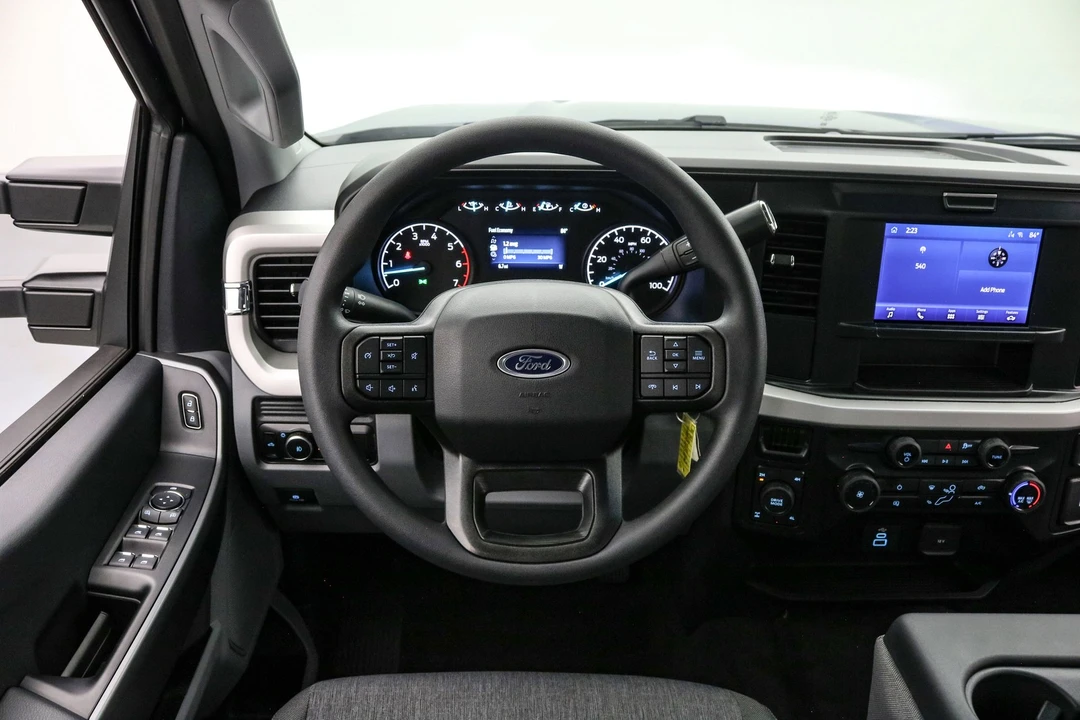 2026 Ford Super Duty 5th Gen - Image 15 of 21