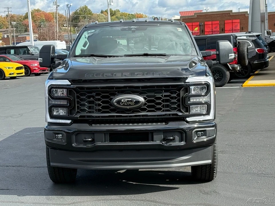 2026 Ford Super Duty 5th Gen - Image 10 of 12
