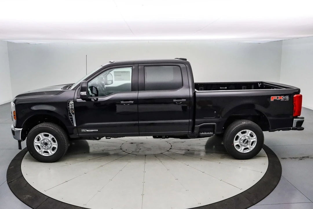 2026 Ford Super Duty 5th Gen - Image 9 of 21