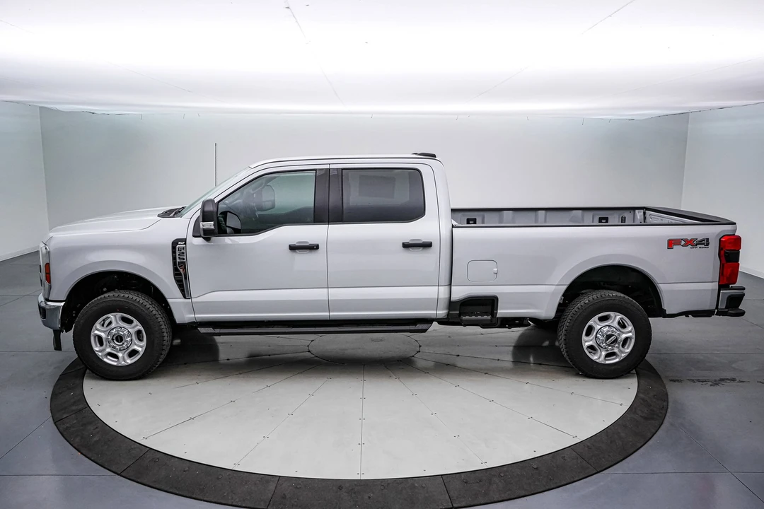 2026 Ford Super Duty 5th Gen - Image 8 of 21