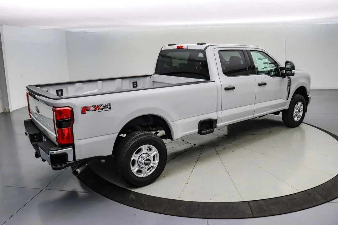 2026 Ford Super Duty 5th Gen - Image 5 of 21