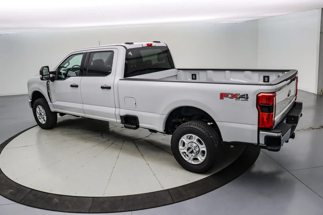 2026 Ford Super Duty 5th Gen - Image 8 of 21