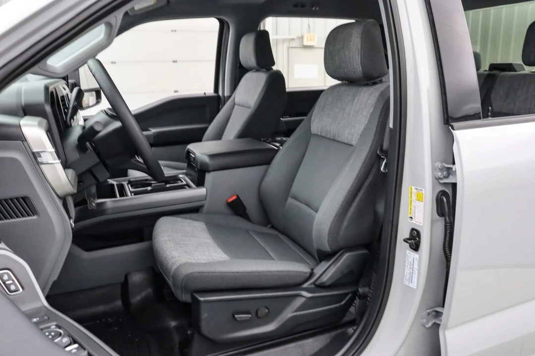 2026 Ford Super Duty 5th Gen - Image 13 of 21