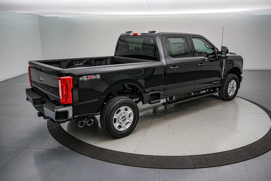 2026 Ford Super Duty 5th Gen - Image 5 of 21