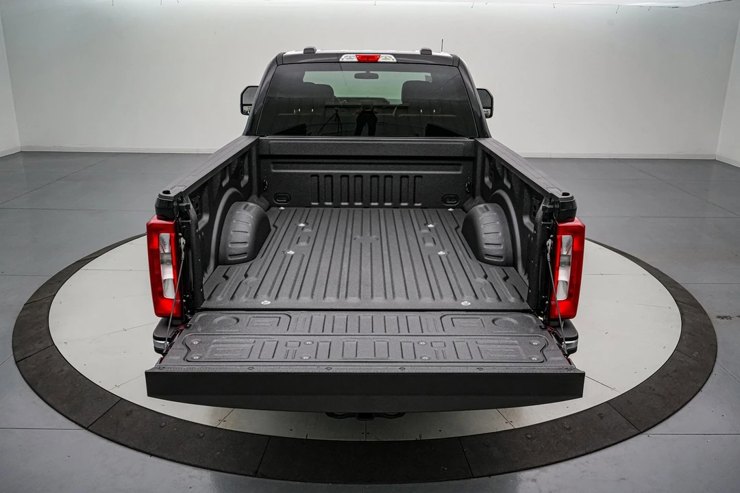 2026 Ford Super Duty 5th Gen - Image 7 of 21