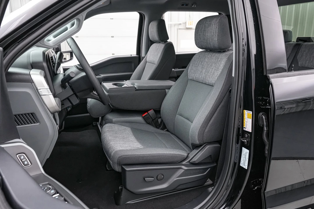 2026 Ford Super Duty 5th Gen - Image 16 of 21