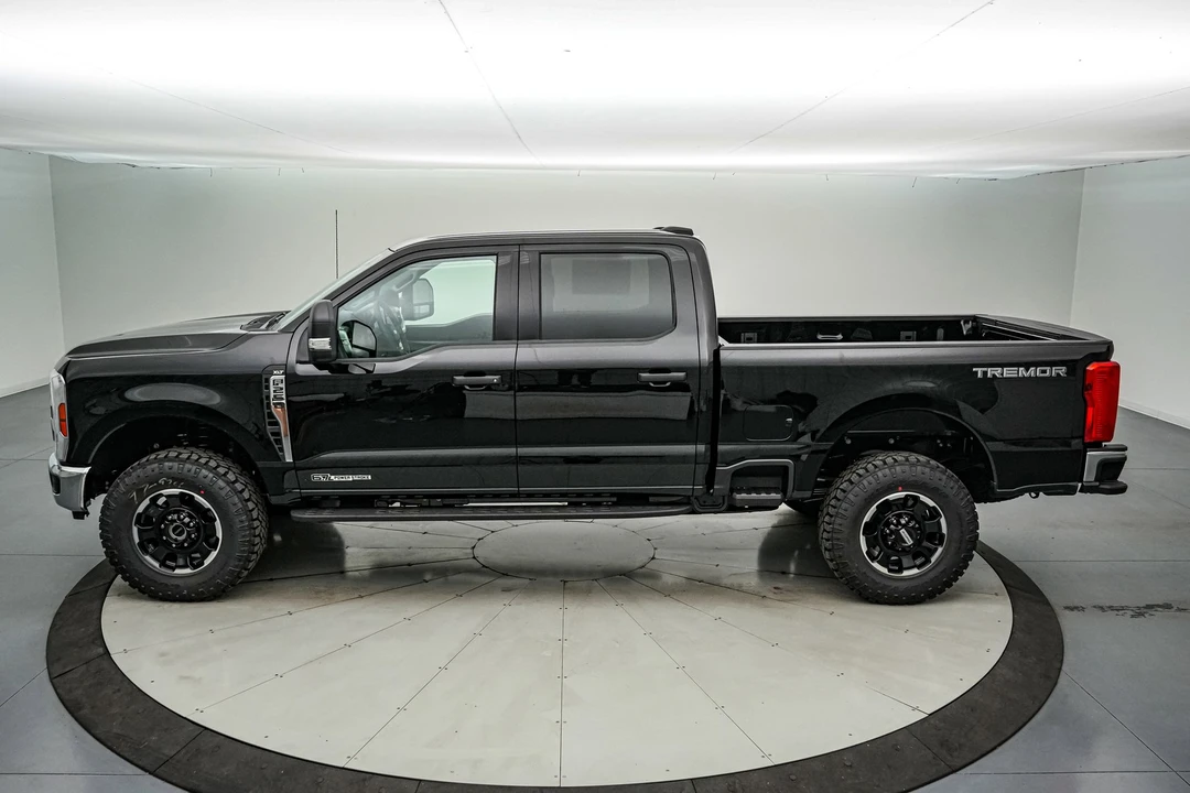 2026 Ford Super Duty 5th Gen - Image 9 of 21