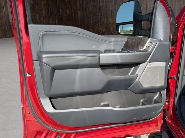 2026 Ford Super Duty 5th Gen - Image 17 of 20