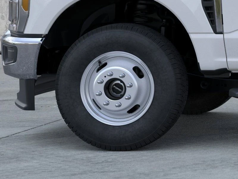 2026 Ford Super Duty 5th Gen - Image 19 of 21