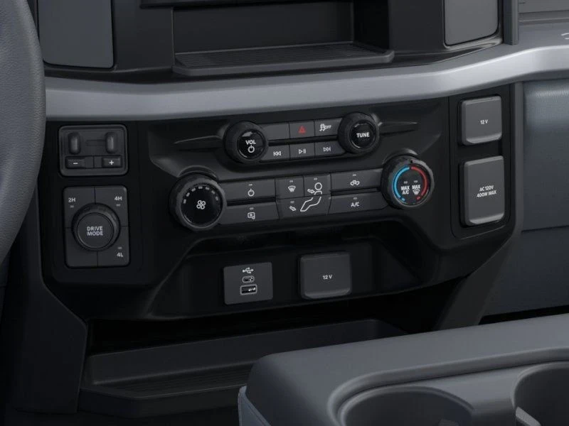 2026 Ford Super Duty 5th Gen - Image 15 of 21