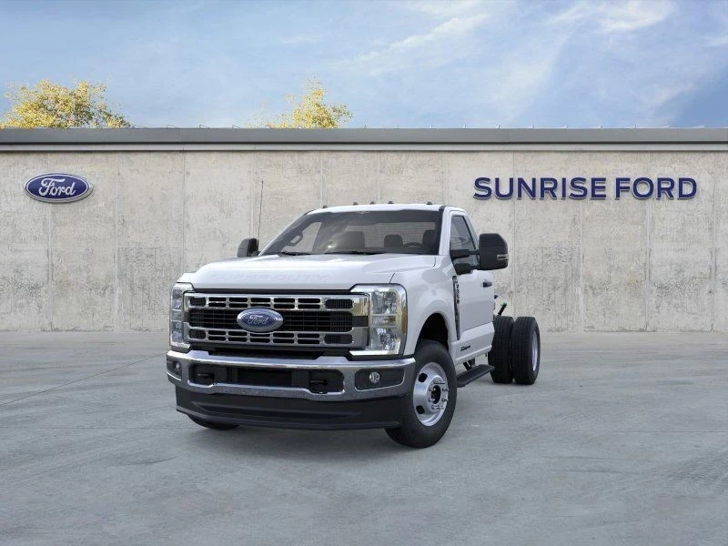 2026 Ford Super Duty 5th Gen - Image 2 of 21