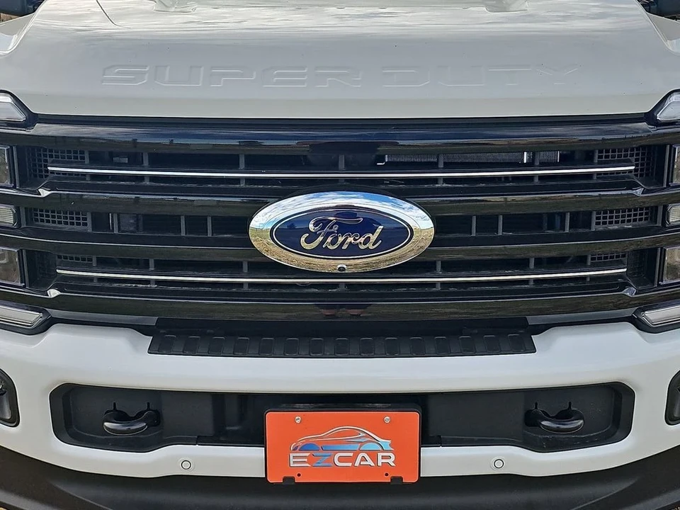2026 Ford Super Duty 5th Gen - Image 20 of 21