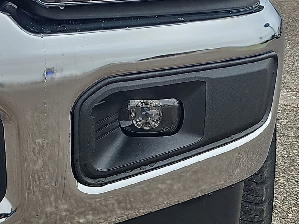 2026 Ford Super Duty 5th Gen - Image 19 of 21