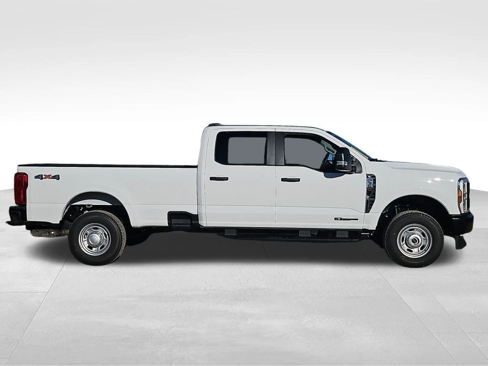 2026 Ford Super Duty 5th Gen - Image 12 of 21