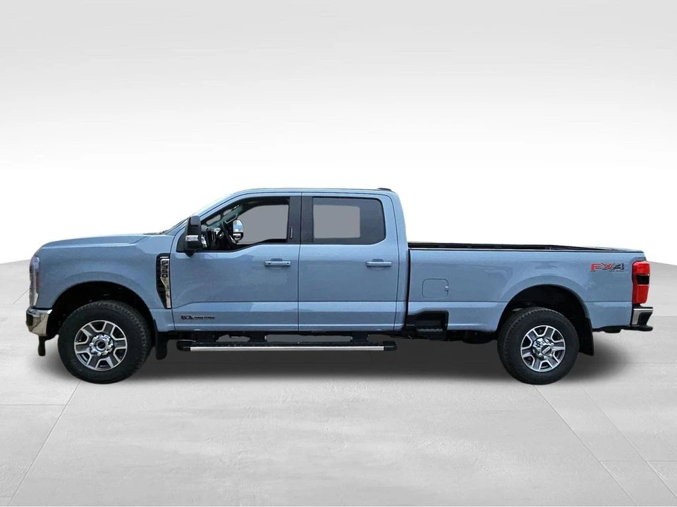 2026 Ford Super Duty 5th Gen - Image 16 of 21