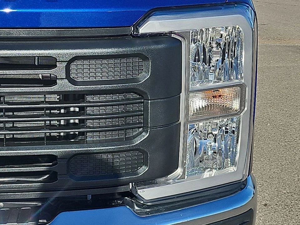 2026 Ford Super Duty 5th Gen - Image 18 of 21