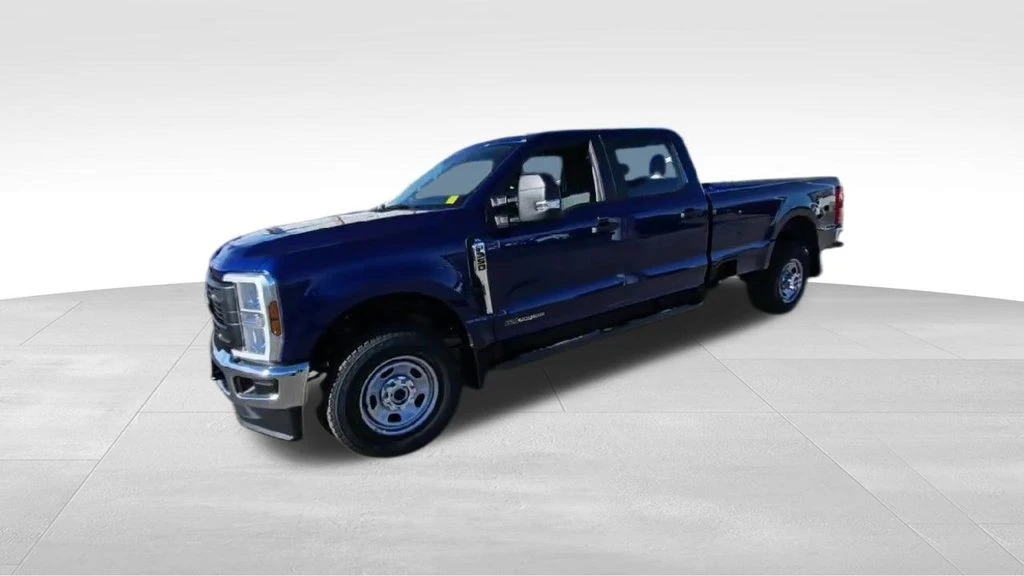 2026 Ford Super Duty 5th Gen - Image 4 of 21