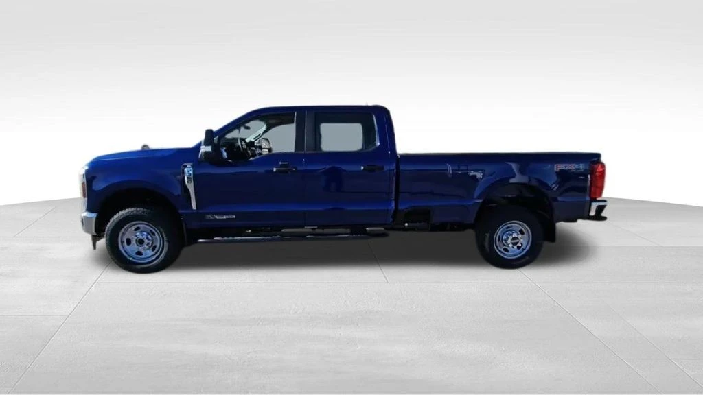 2026 Ford Super Duty 5th Gen - Image 5 of 21