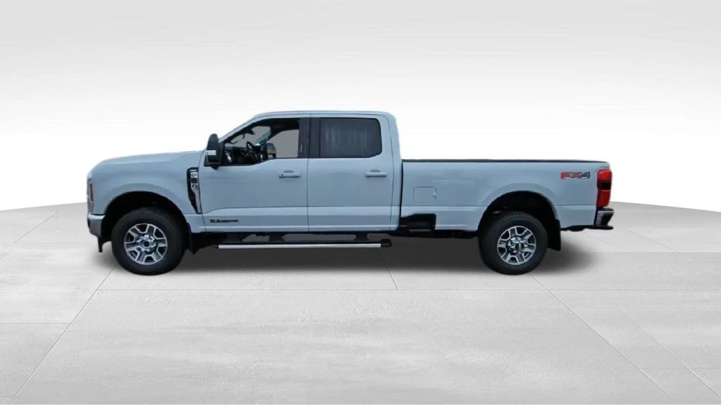 2026 Ford Super Duty 5th Gen - Image 5 of 21